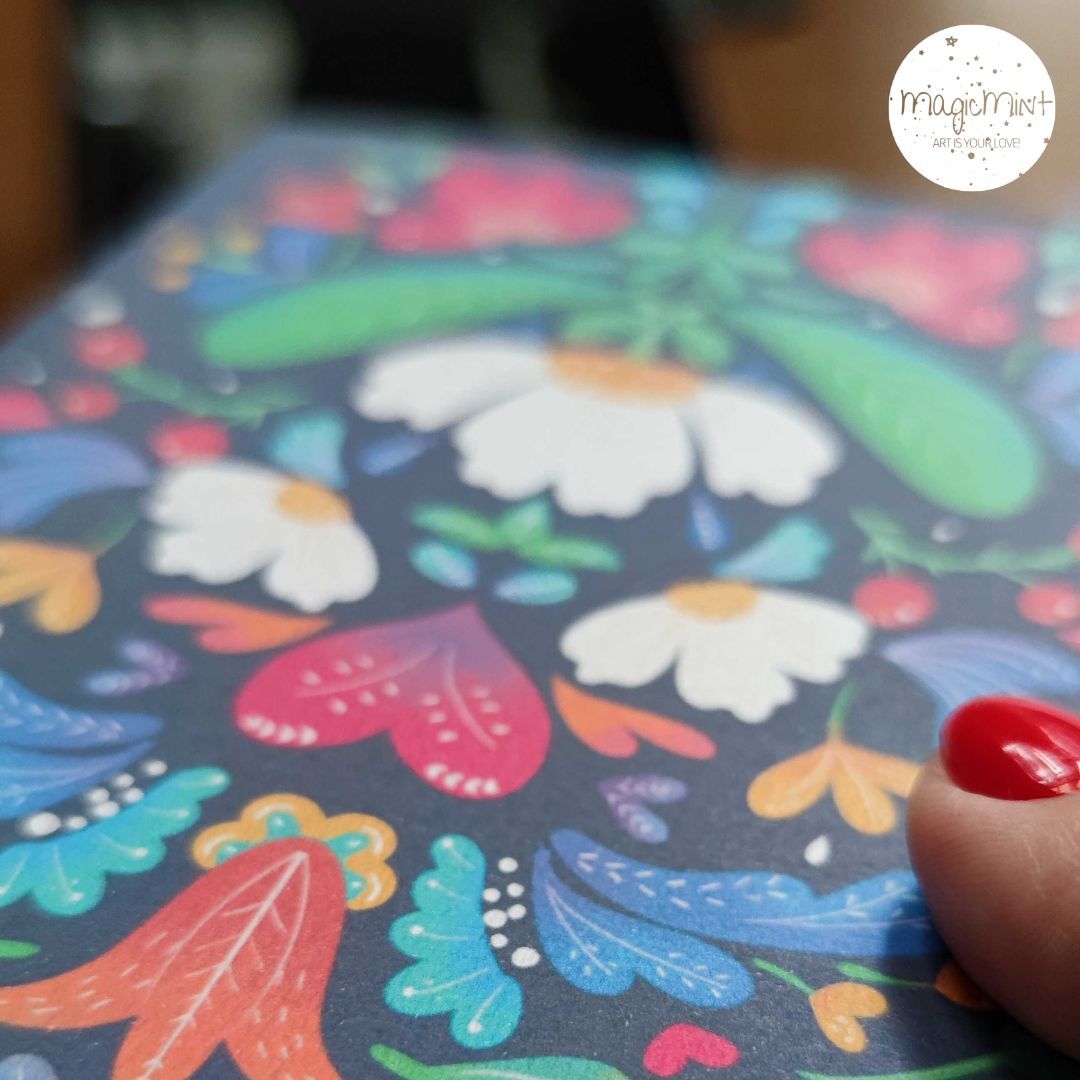 felicitare cu motiv traditional close up