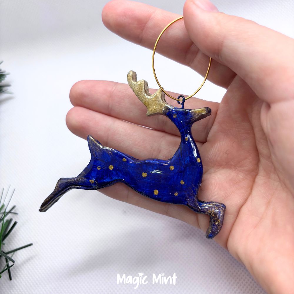 ornament ren albastru cu auriu