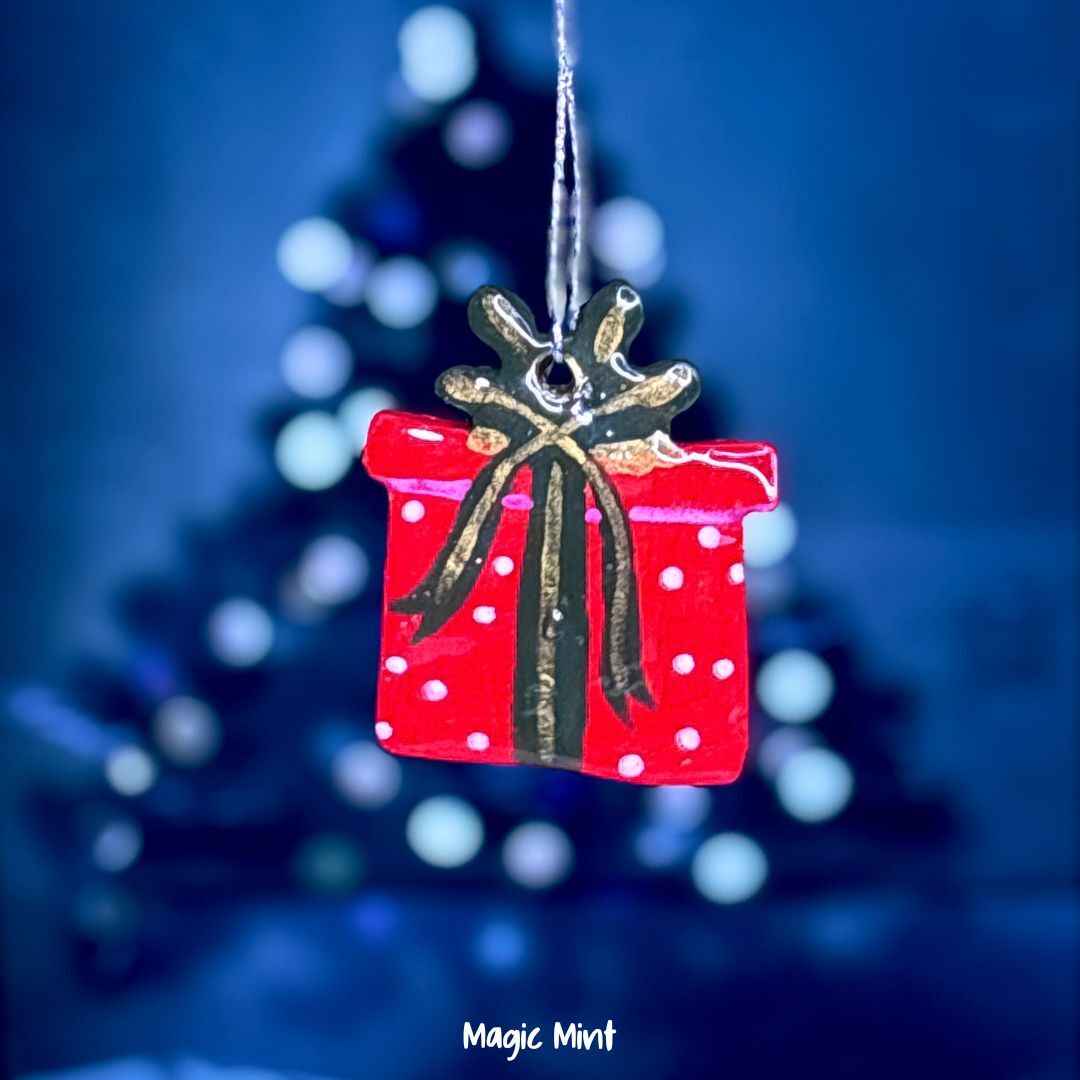 Decorațiune din lut pentru pom Crăciun cutie de cadou